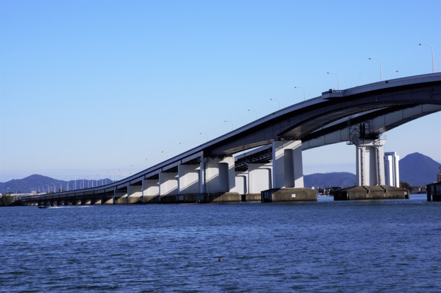 琵琶湖大橋
