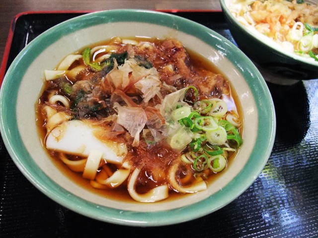 宮きしめん・きしめん