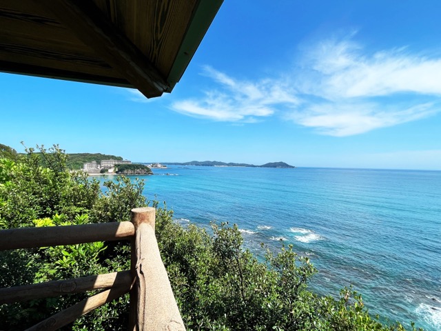 磯笛岬展望台・ツバスの鐘