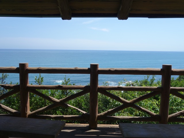 磯笛岬展望台・ツバスの鐘