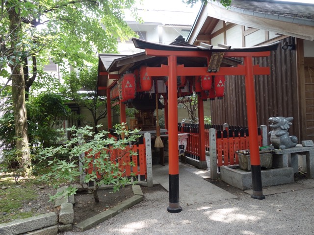 白峯神宮