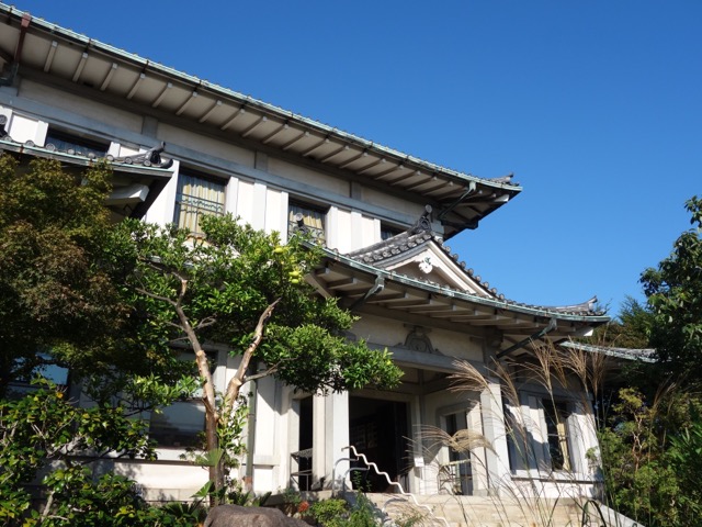 白鶴美術館