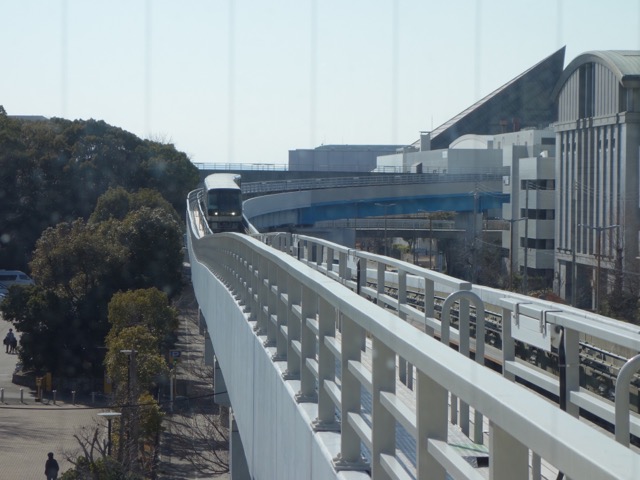ポートライナー