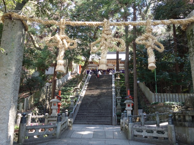 枚岡神社