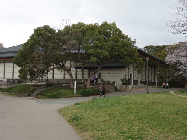 鴻臚館跡展示館