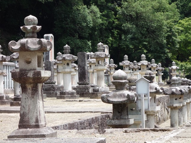 鳥取藩主池田家墓所