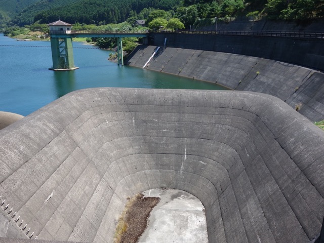 青土ダム