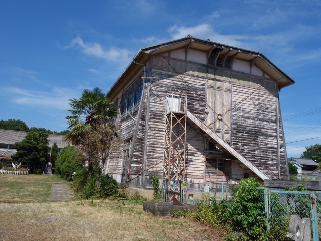 しゃくなげ學校(旧鎌掛小学校)