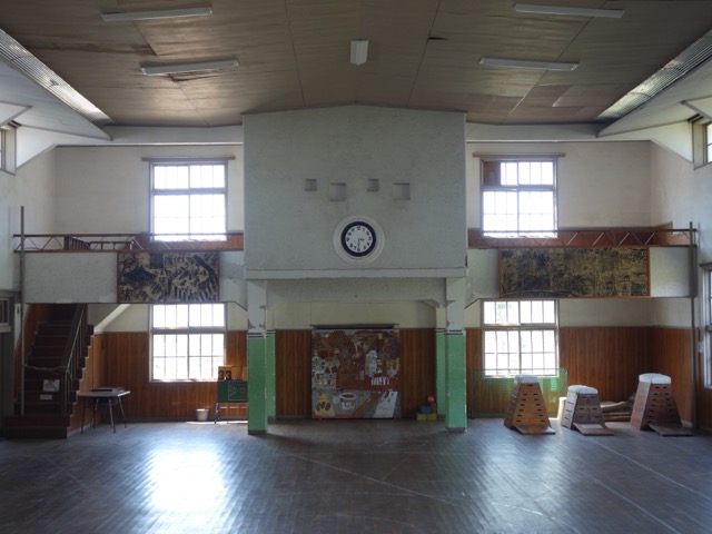 しゃくなげ學校(旧鎌掛小学校)