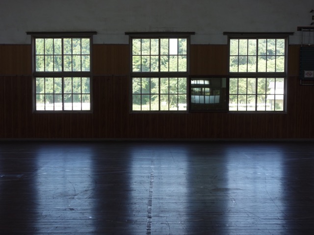 しゃくなげ學校(旧鎌掛小学校)