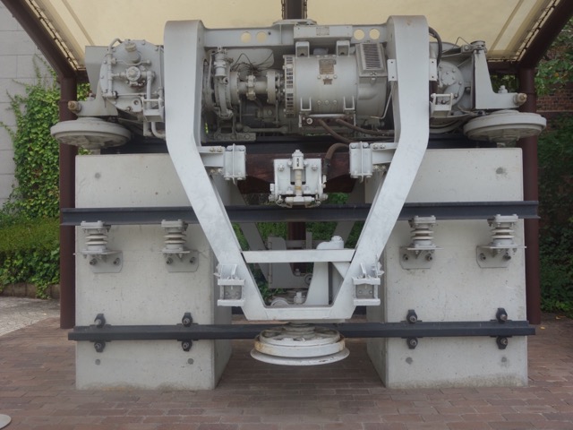 手柄山交流ステーション