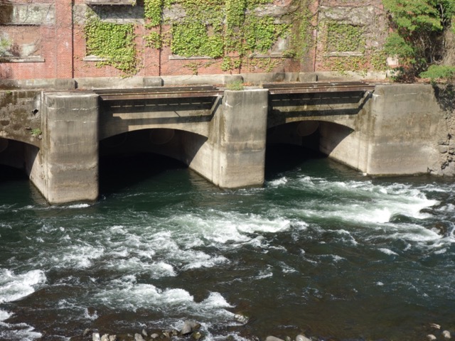 天ヶ瀬ダム・旧志津川発電所