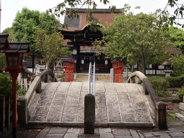 六孫王神社