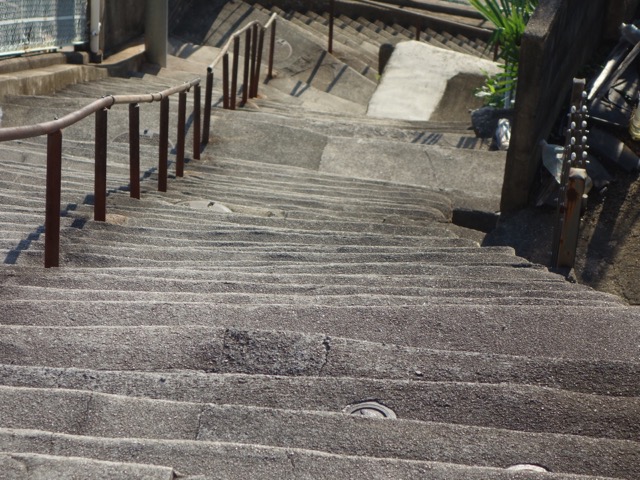 両城の200階段