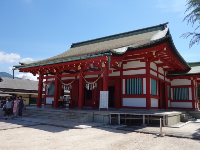亀山神社