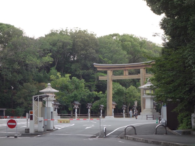 畝傍御陵前停車場四条線・橿原神宮公苑線